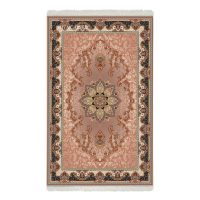 فرش ماشینی هیوا طرح کلاسیک BE-107 بژ ۷۰۰ شانه